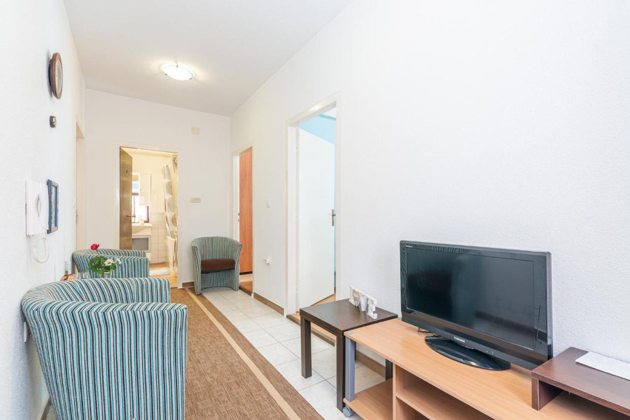 Apartman Knezevic Opric Exterior foto