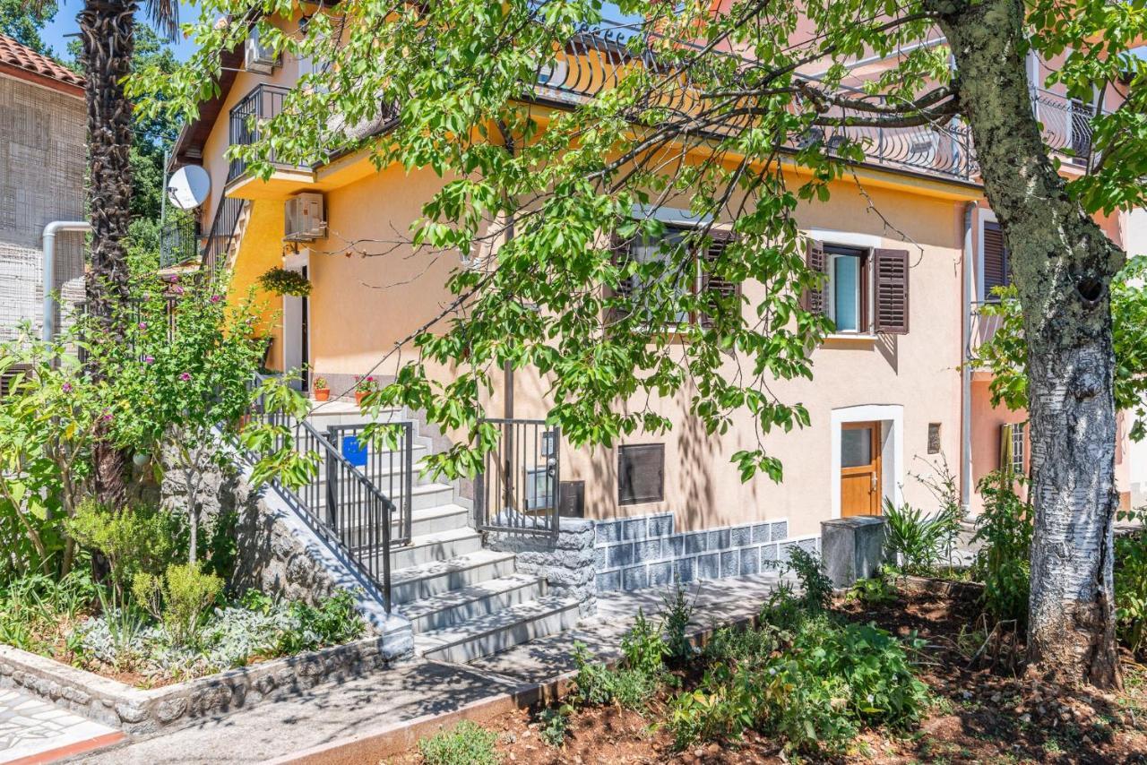 Apartman Knezevic Opric Exterior foto